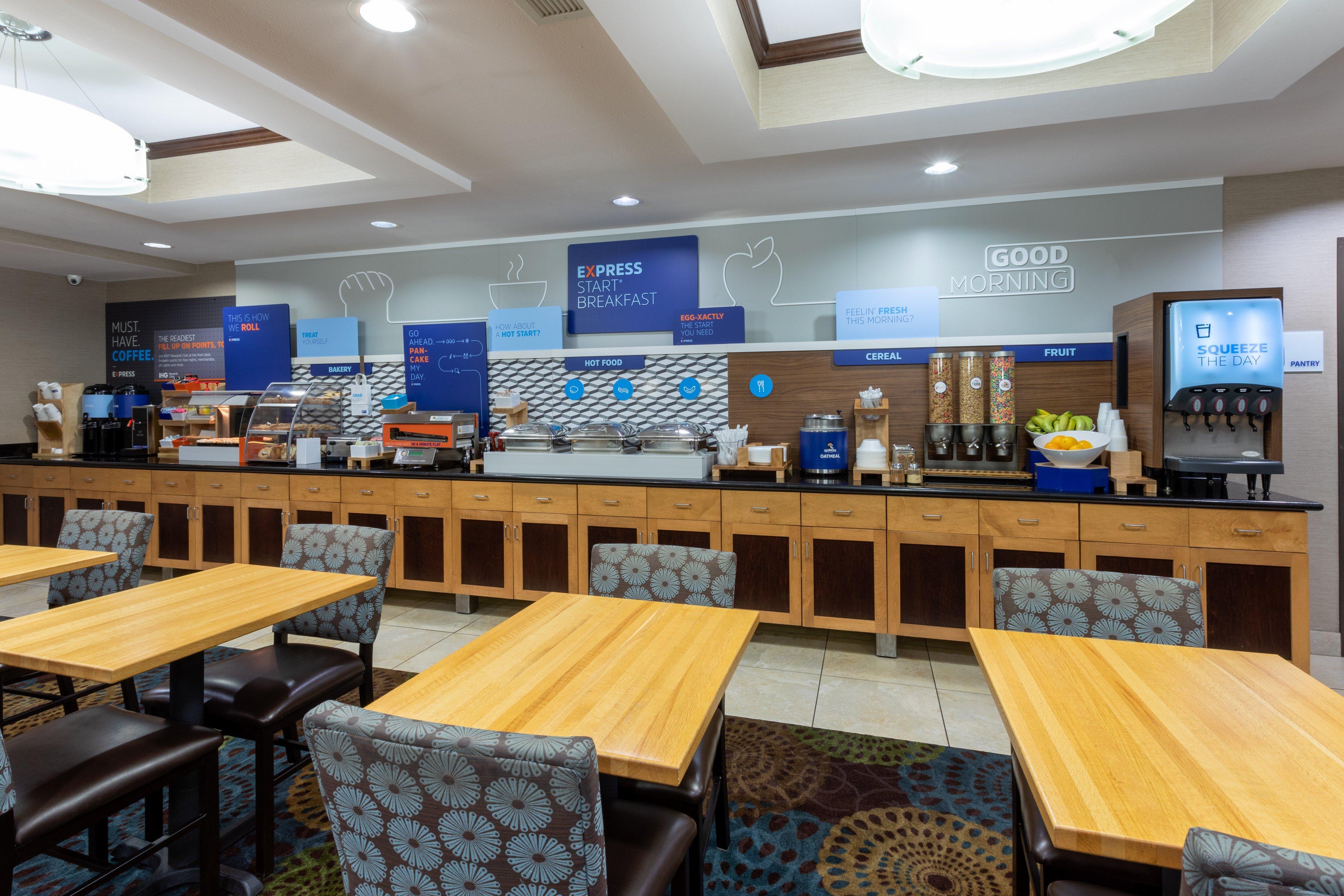 Holiday Express And West-medical Center By Ihg Rochester